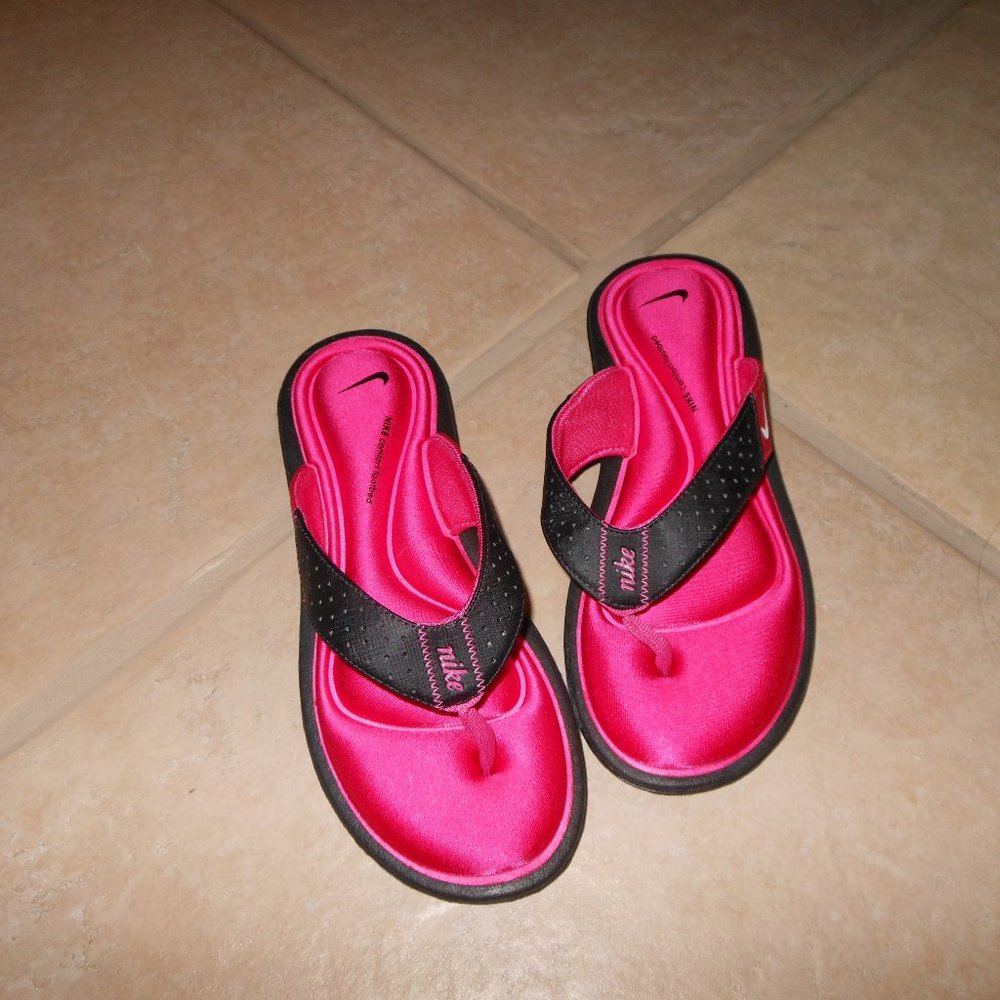 Nike Memory Foam Flip Flops for Women